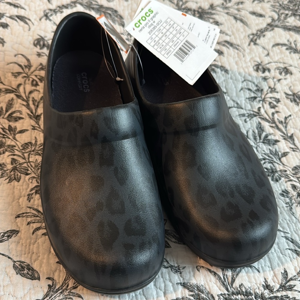 Crocs Womens Neria Pro II Slip Resistant Work Clog US Size 8